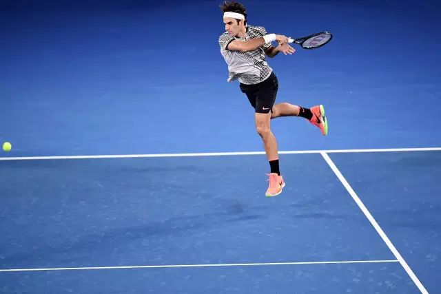 技术|六招助你找到正手理想击球点