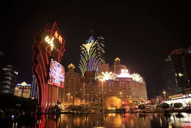 购物打折季,跑马shopping两不误 | 2018澳门国