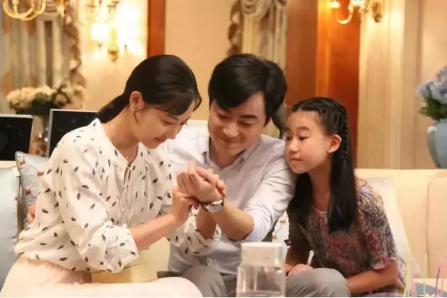 相夫教女,婆媳和睦为了顾家,她当起"全职太太"剧中女主袁梅花拥有幸福