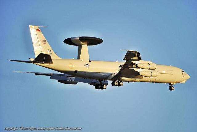 飞机背着一个大圆盘,美国空军打仗全靠它|雷达|预警机|飞机_新浪新闻