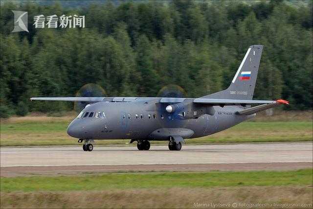 俄罗斯军用运输机竭力摆脱安东诺夫之困