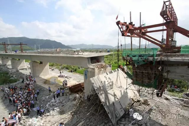 预制板结构是主因吗？江西宿舍楼坍塌！哪些因素会影响...