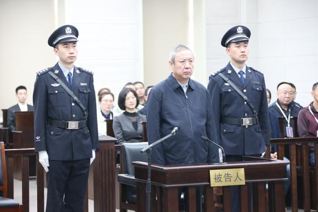 炒股狂赚5000万 省部级“股神”的秘密竟是这样