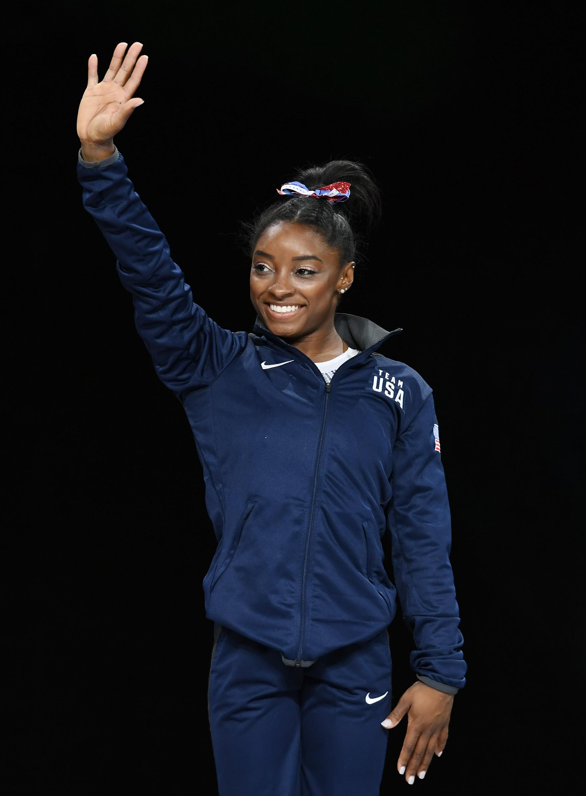 体操世锦赛女子全能决赛美国选手拜尔斯夺冠