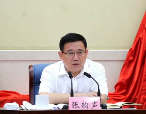 海南省政法委书记图片