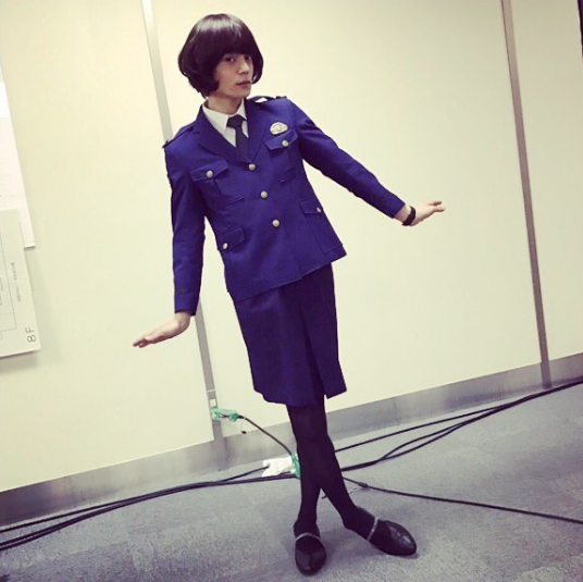 电视剧中的日本男星的波波头短发女警形象（Instagram）