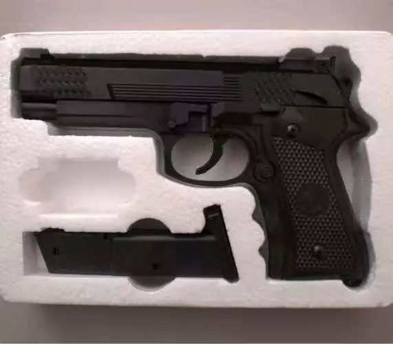 手枪为啥不配发给士兵