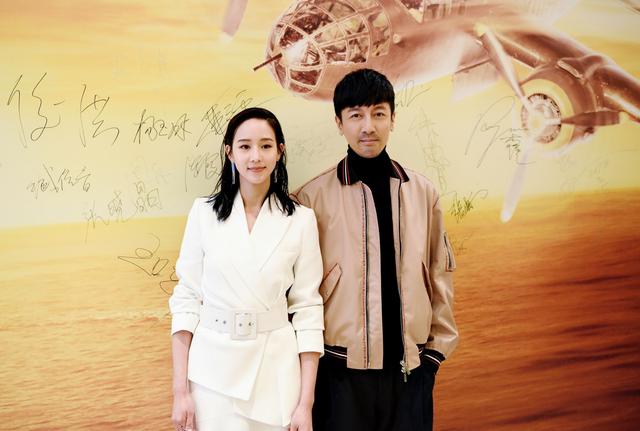 《长河落日》热拍中 张鲁一张钧甯共赴情怀大义