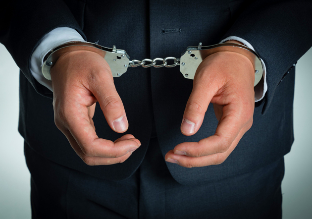 一天内4名华融系旧将被逮捕赖小民案仍在发酵 手机新浪网 一天内4名华融系旧将被逮捕赖小民案仍在发酵 手机新浪网