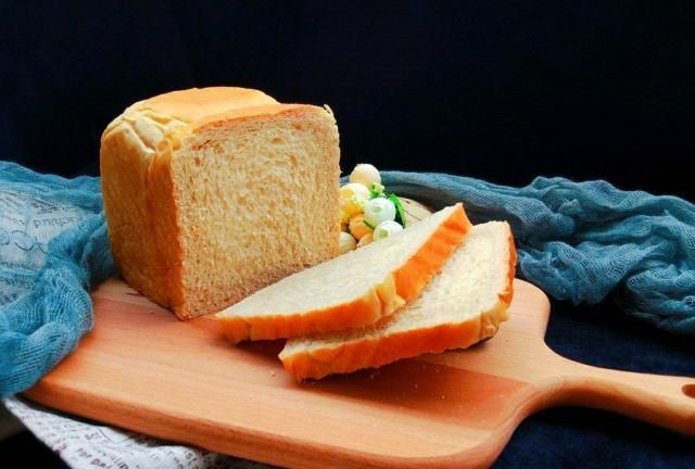 自己做燕麦吐司,入口软绵,香甜营养,让你有饱腹感