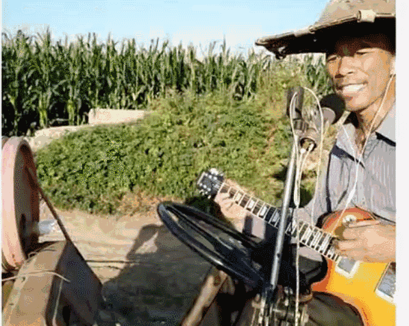 自娱自乐唱成了“网红”