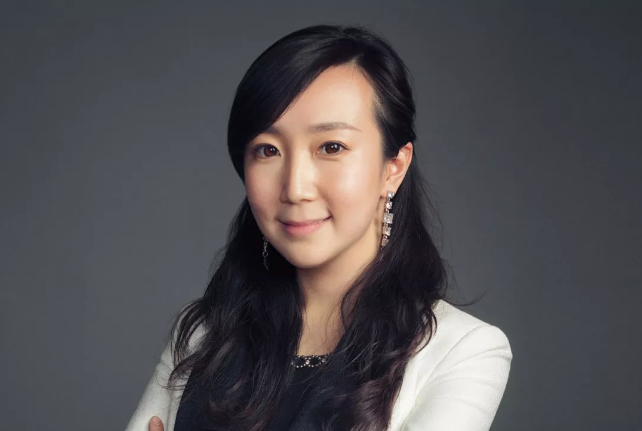 爸爸去哪儿》《快乐大本营》这些热门综艺节目的背后都有姬晓晨的影子