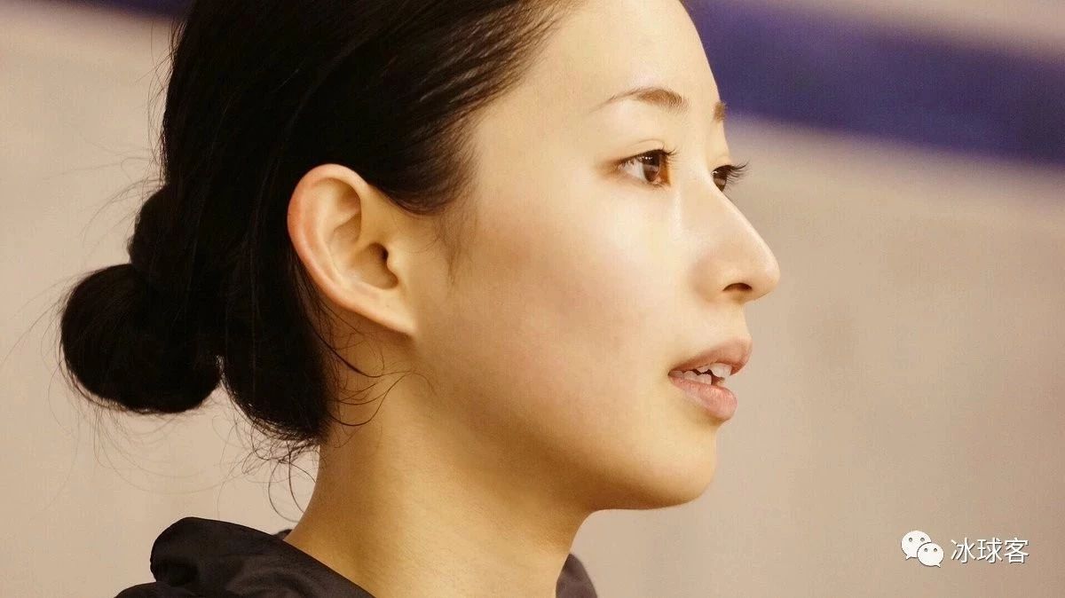 冰球人物 | 日本女冰实力和颜值担当:守门员藤本那菜!