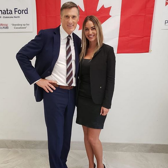  图片来源：克罗辛斯卡个人Instagram账号截图