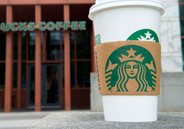 星巴克收获捧场王 这家对冲基金赌它三年股价