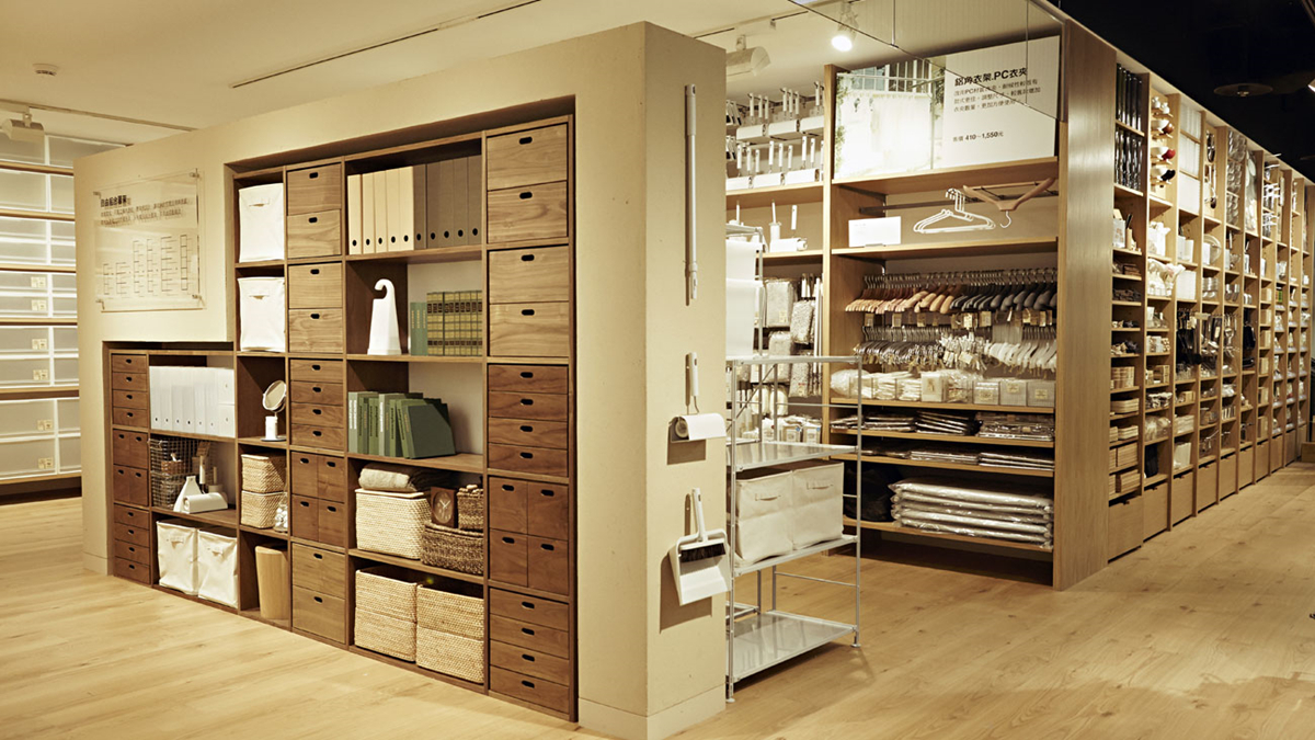 根据无印良品母公司良品计划发布的财报,2017 年,无印良品中国市场