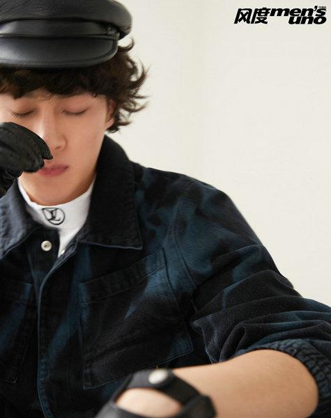 演员丁桥复古写真曝光 演绎经典与潮流