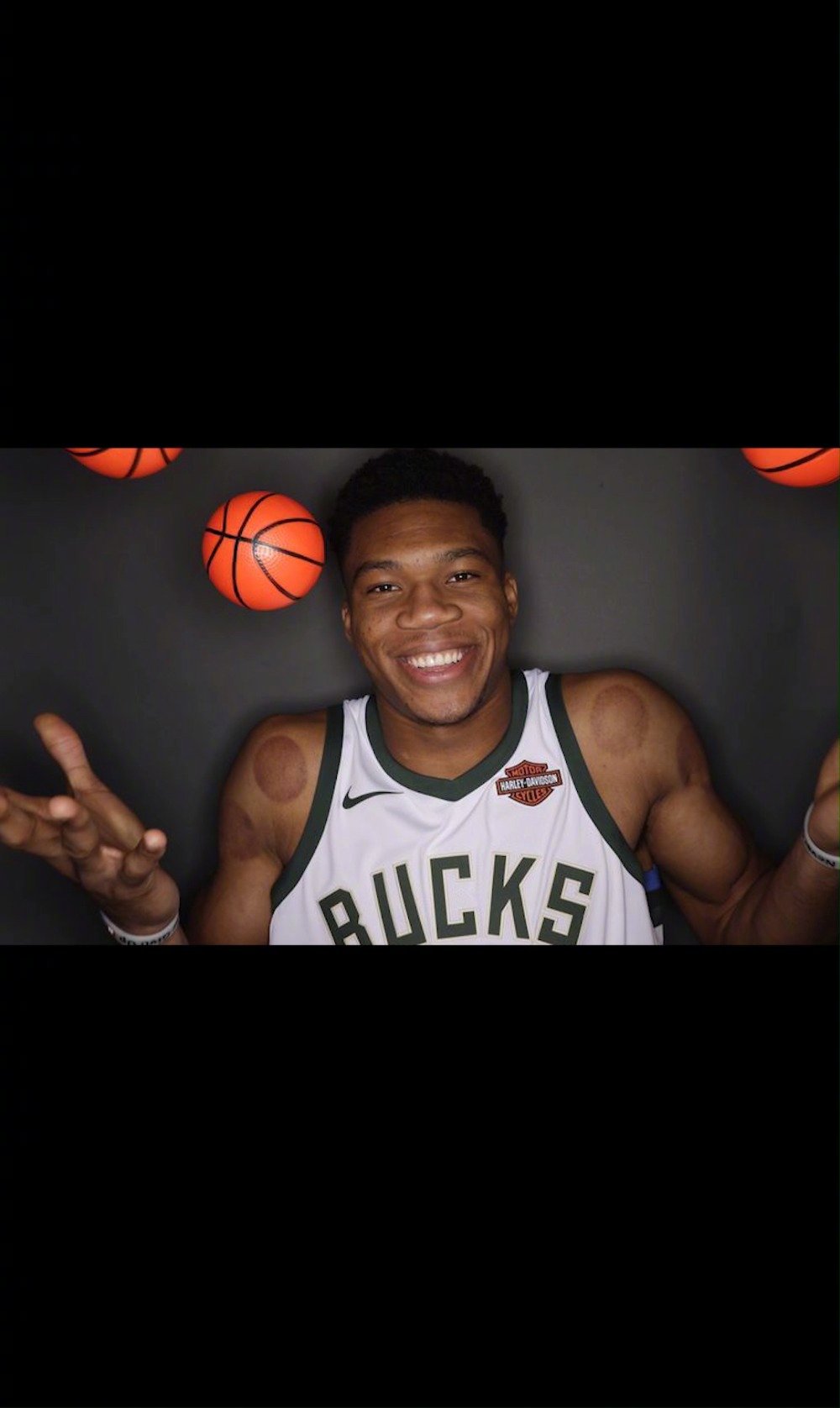 雄鹿战绩攀升东部前三