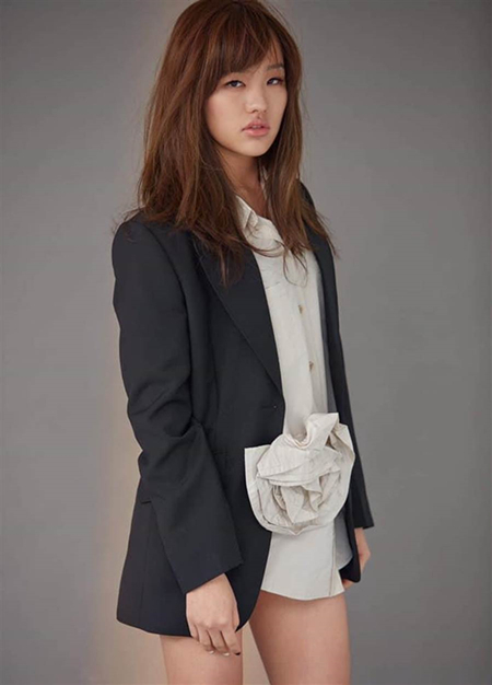 (图片来源:韩冰脸谱网)中国台湾网4月14日讯 据台湾"中时电子报"报道