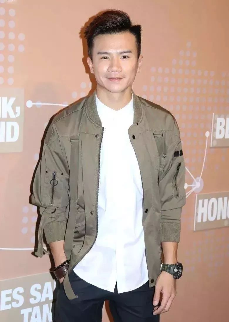 今天,娱乐圈未解之谜又多了一个……|梁钊峰|张柏芝|柏芝_新浪网