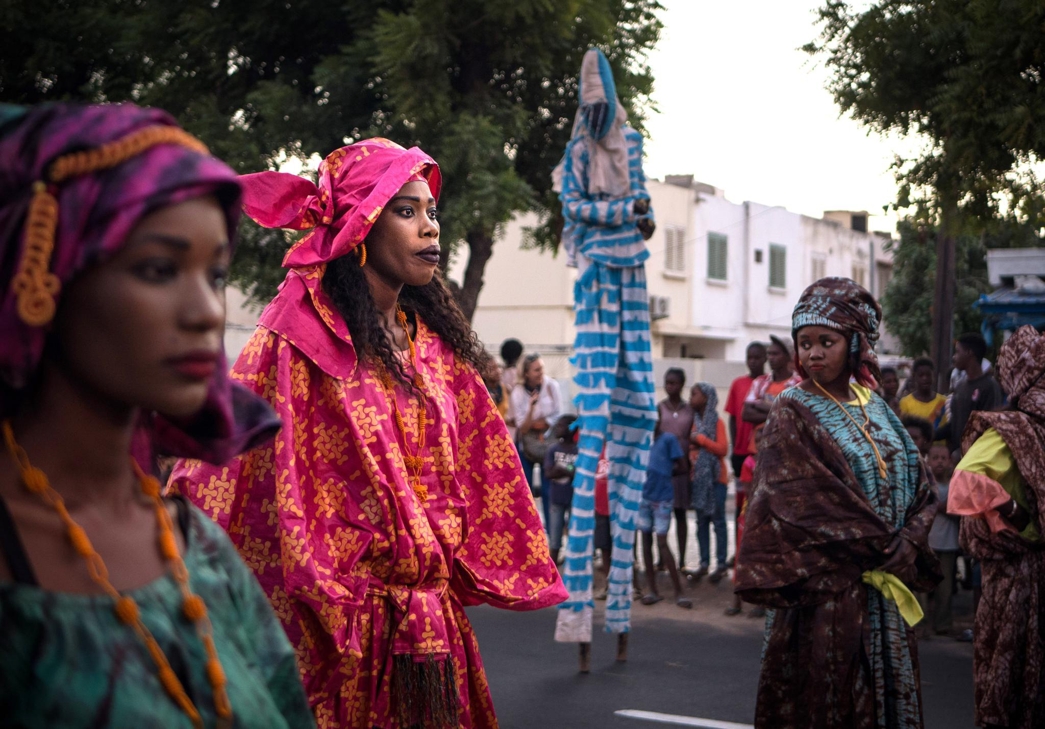 首届塞内加尔狂欢节在达喀尔举行