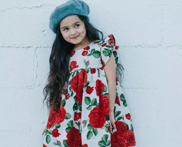 她年仅4岁就被封为"最美混血儿",看完又想生女儿了|混血儿|小公主