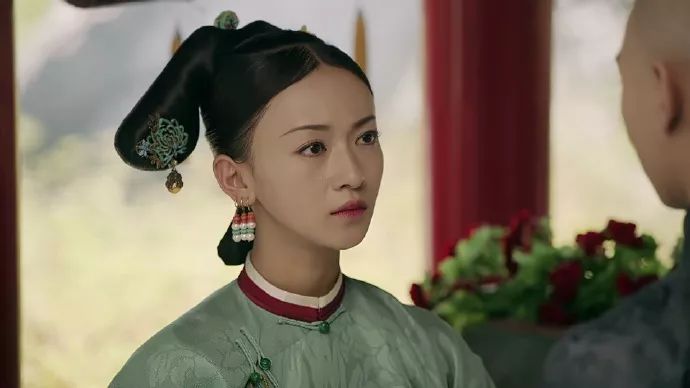 延禧攻略日更了来看令妃皇后贵妃这些宫廷时尚博主的带货日常时髦到飞