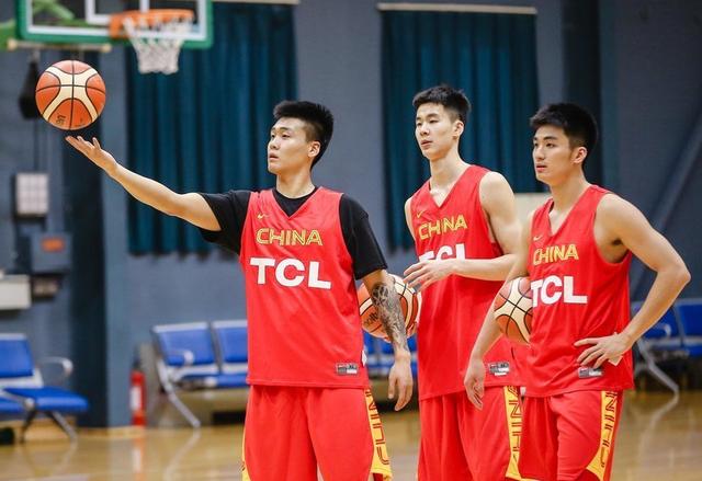 男蓝排名_70岁老戏骨男演员排名(2)