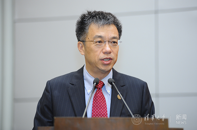 对长期在华辛勤耕耘的外籍文教专家和清华大学对本次活动的大力支持