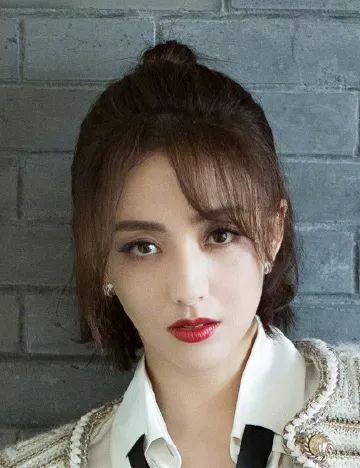教你美|2019女星短发图鉴,你最爱哪一款?|刘海|偏分_新浪新闻