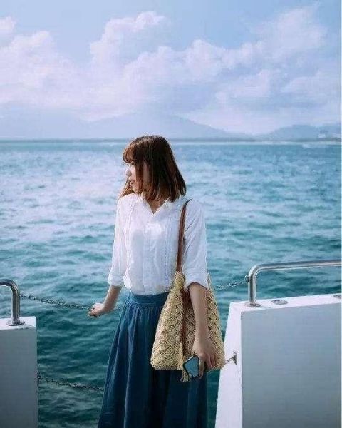 美女去日本旅游,买了一个马桶回来,看说明书愣住了|富士山|马桶|日本