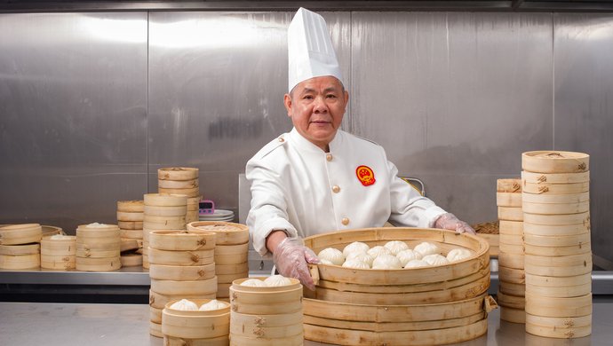 粉蒸肉包进粽子好吃吗?咸菜炒青菜是创新吗?全国点心特级大师这样说