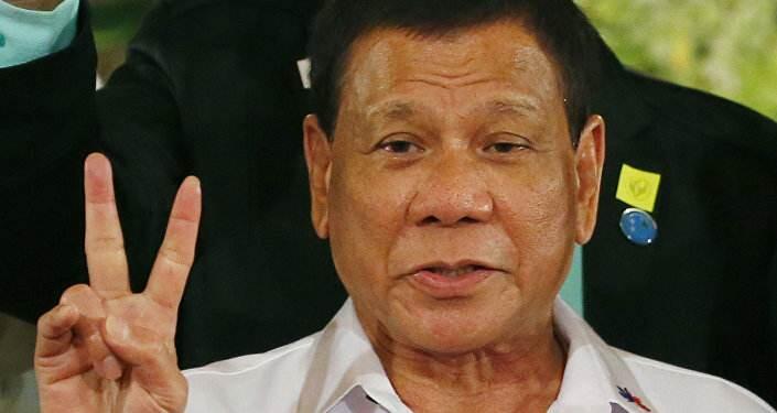 杜特尔特突施冷箭：总统候选人中 有小我私家吸毒|杜尔特菲律宾总统禁毒|菲律宾总统杜特尔特简历