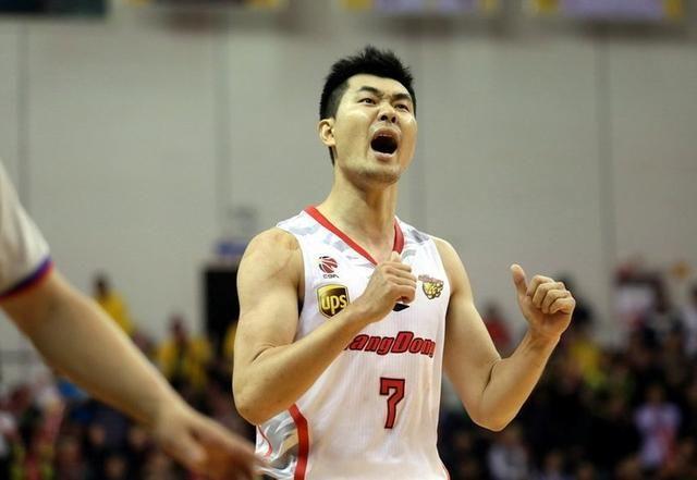 同是广东8冠功臣,朱芳雨成CBA得分王,王仕鹏