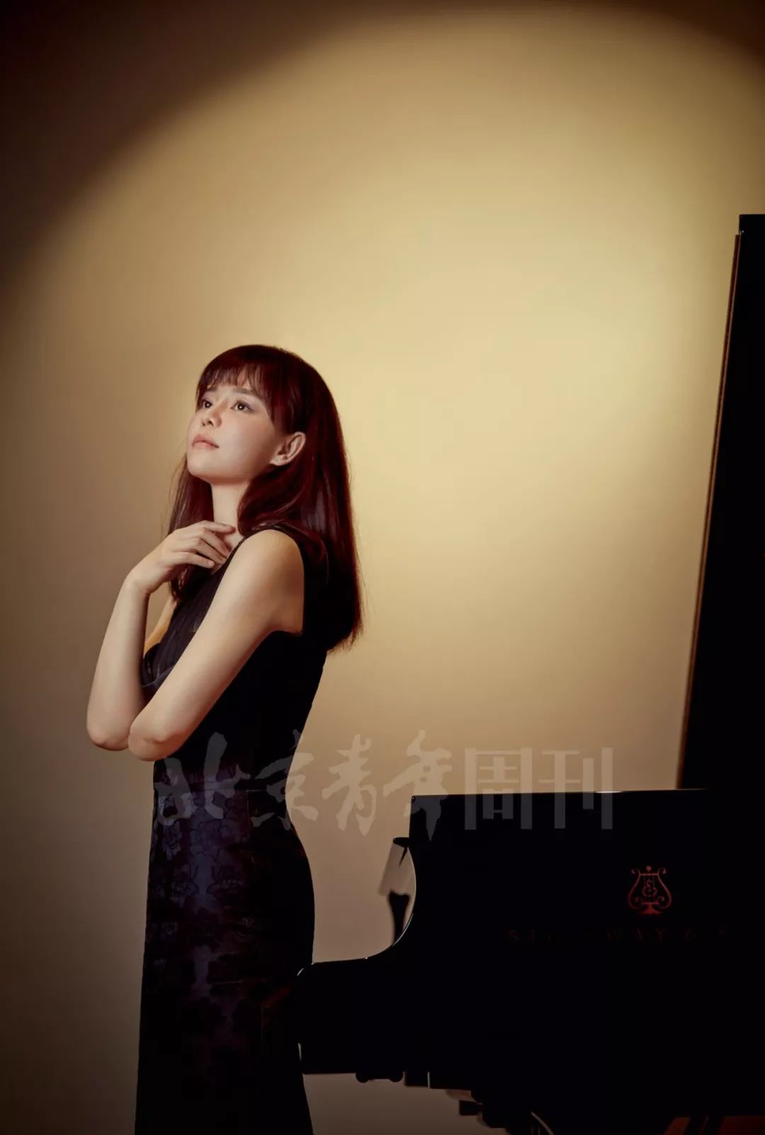 陈萨,钢琴前的女神赢在高级感 | cover person