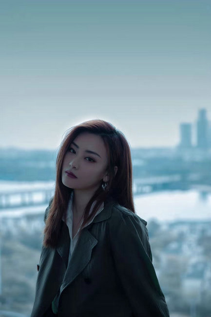 尚语贤与陈思诚,王宝强,刘昊然,妻夫木聪,邱泽等众多主创集体着"唐探