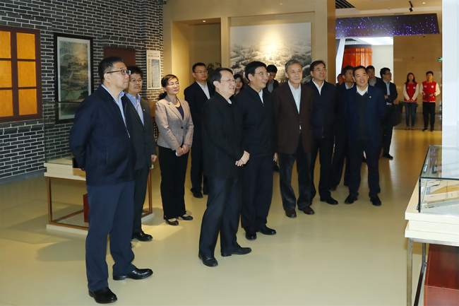 苗圩赴西安检查指导西北工业大学学习贯彻落实