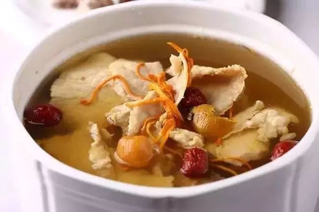 【美食】 去秋燥!广州阿婆煲了40年汤,爆出28款入秋滋补老火靓汤!