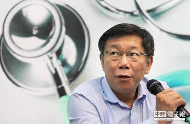 王世坚杠上柯文哲质询互怼逢场必演超搞笑