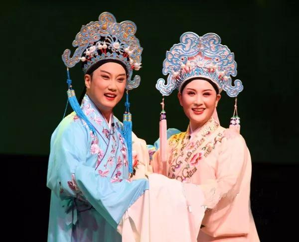 两个梅花奖得主合作,在上海获大奖|十八相送|李政成|扬剧_新浪新闻