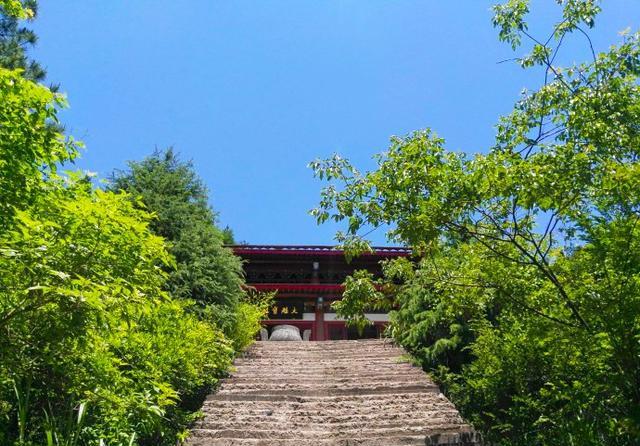 游浙江东阳四大名山之"落鹤山"