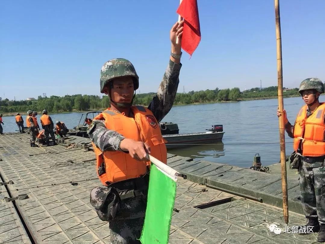 时刻冲锋的浪里尖刀