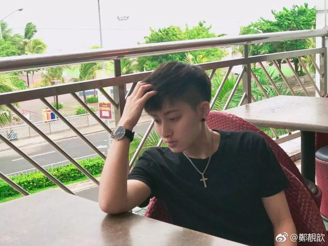 她的颜值这次我get到了!|郑靓歆|落跑甜心|出柜_新浪新闻