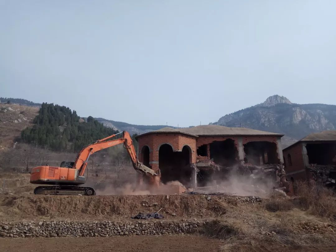 5000平米! 仲宫拆除门牙村3栋违建野别墅