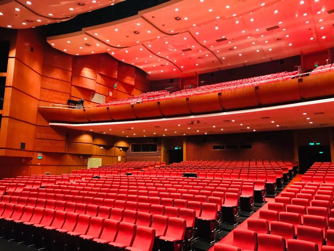 剧院4月22日(周日)下午到晚上恭候各位老友新朋的大驾光临2017深圳