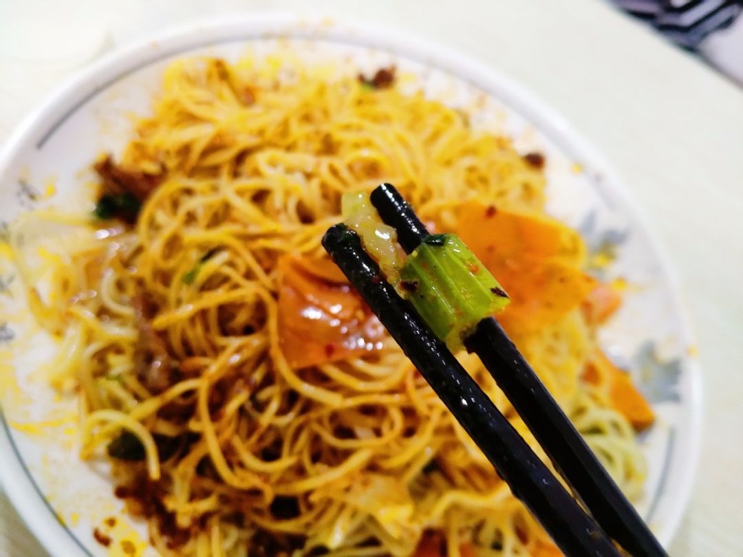 觅飨 | 夏日伴侣之兰州最好吃的素凉面——栗子张|凉面|栗子|伴侣_新浪新闻