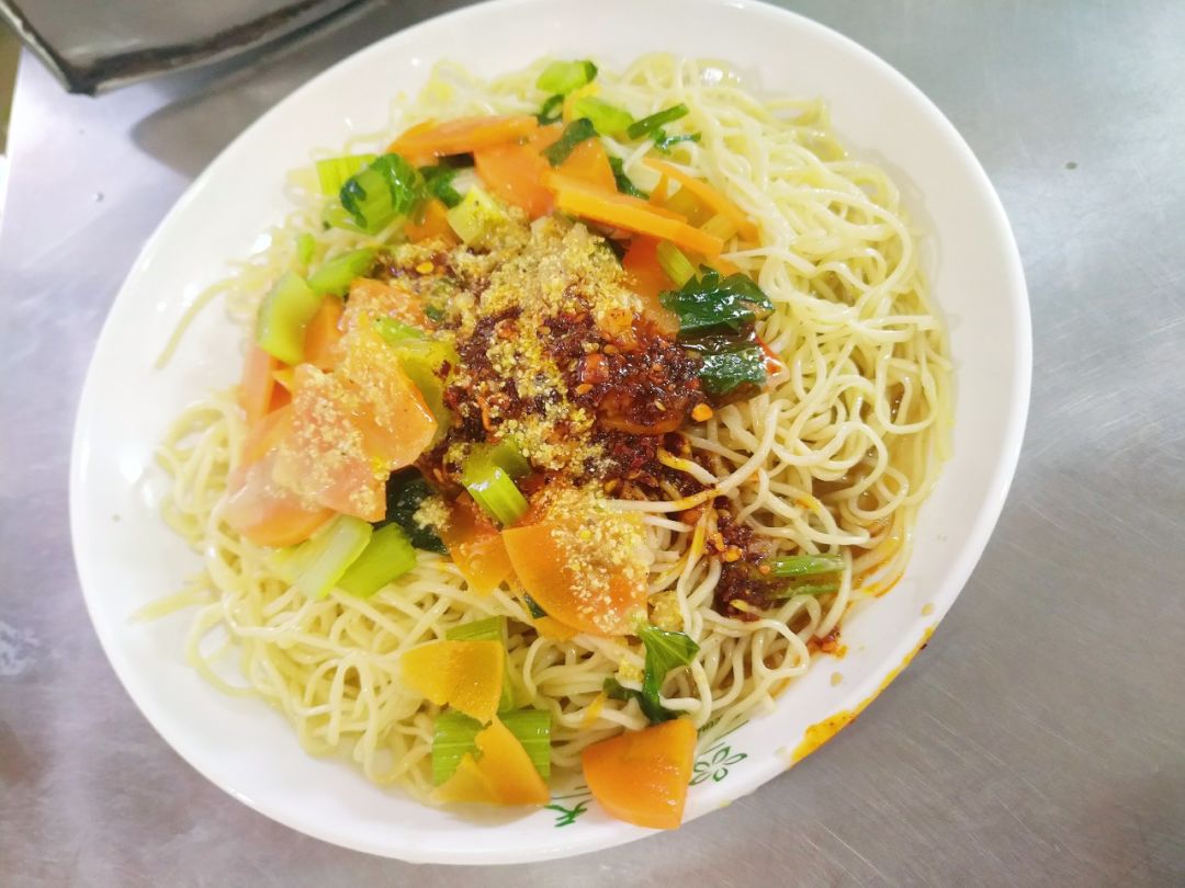 觅飨 | 夏日伴侣之兰州最好吃的素凉面——栗子张|凉面|栗子|伴侣_新浪新闻