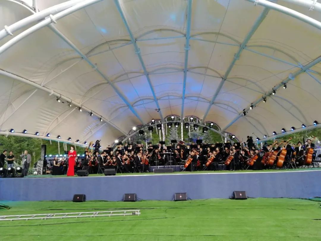 【扩散】星光大道总冠军傲日其愣来了,这场演