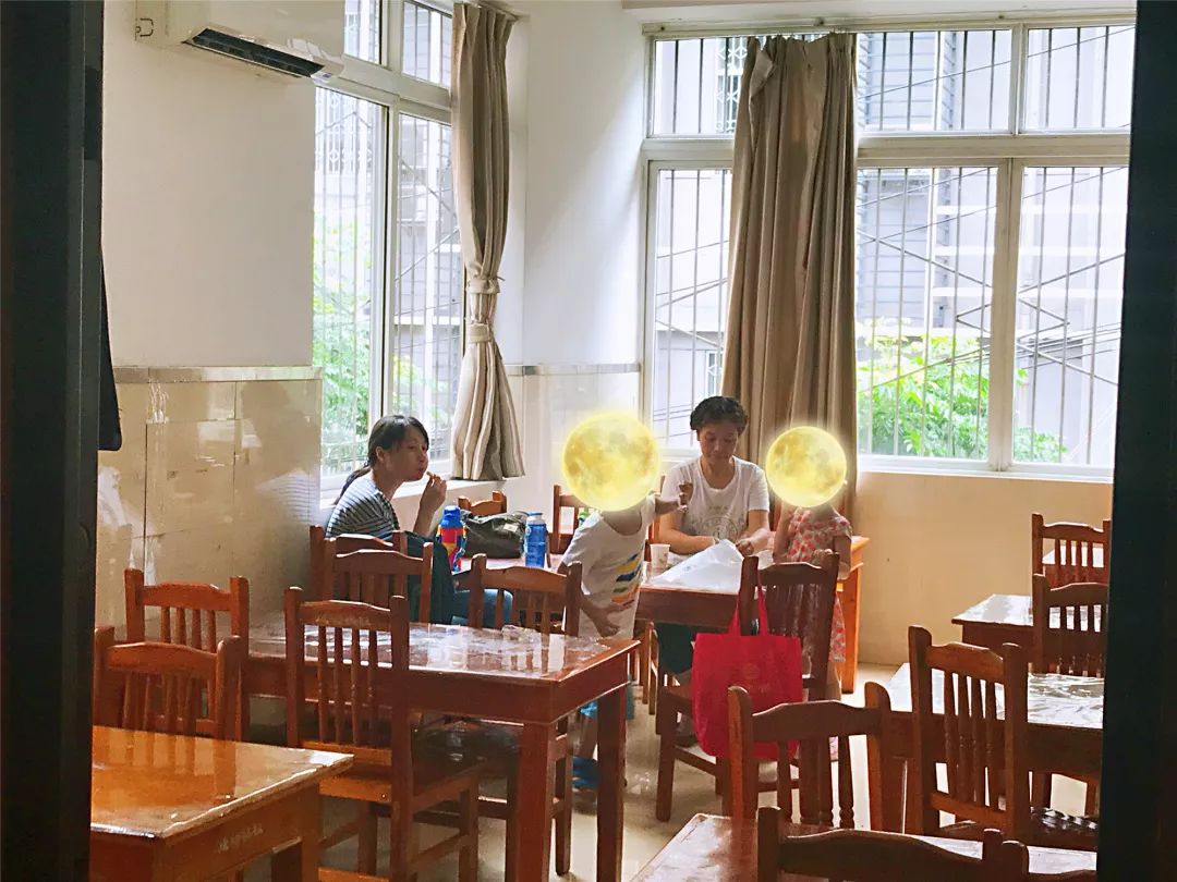 高手如云,象棋界的蜀中三剑客"刘剑青,陈新全,陈德元在这里呆过.