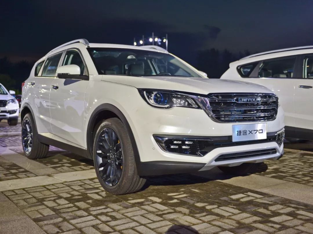 12万左右预算,打算买一辆suv,老司机都推荐这些!【问个车】